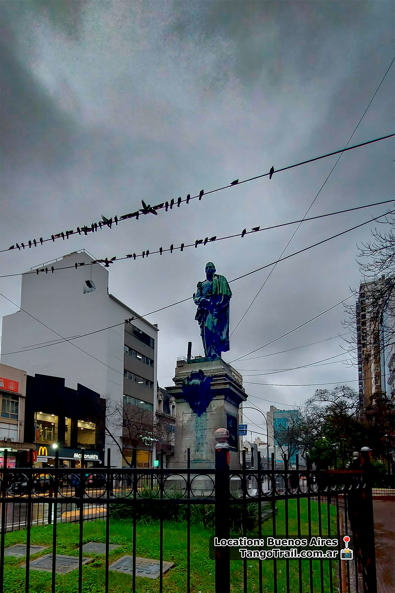 Monument to Cornelio de Saavedra